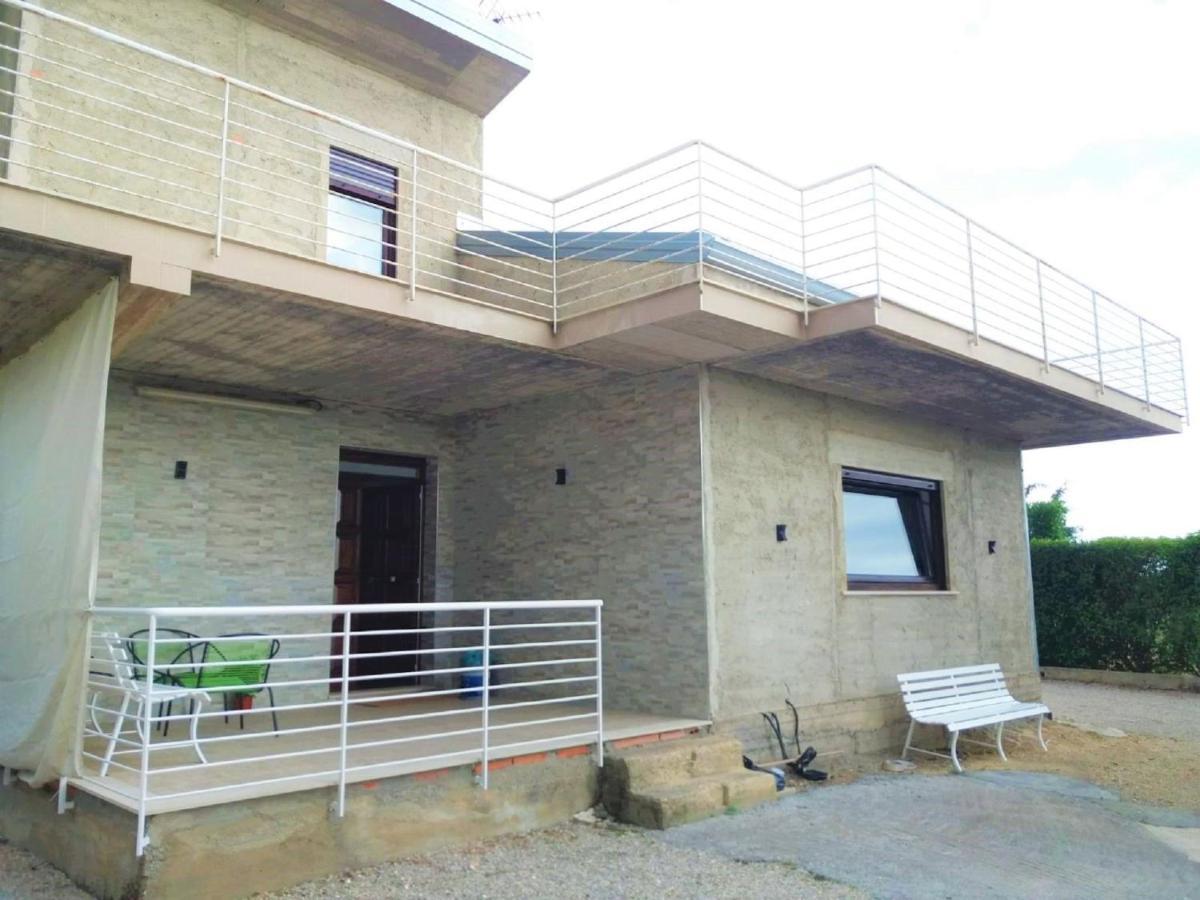 Belvilla By Oyo Modern Villa In Nissoria With Pool Eksteriør bilde